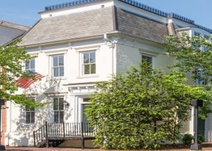 130 N. Columbus Street, Alexandria, VA 22314