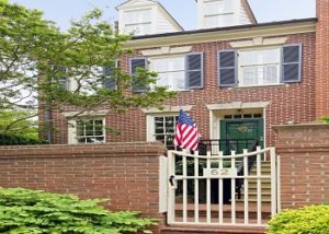 52 Wolfe Street, Alexandria, VA 22314