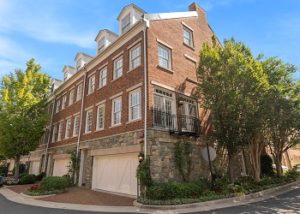 708 Fords Landing Way, Alexandria, VA 22314