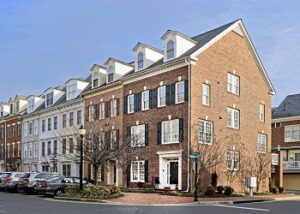 1235 Roundhouse Lane, Alexandria, VA 22314